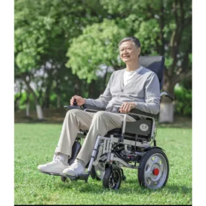 Xe lăn thông minh tự động chạy điện gấp gọn cho người lớn tuổi người đi lại khó khăn